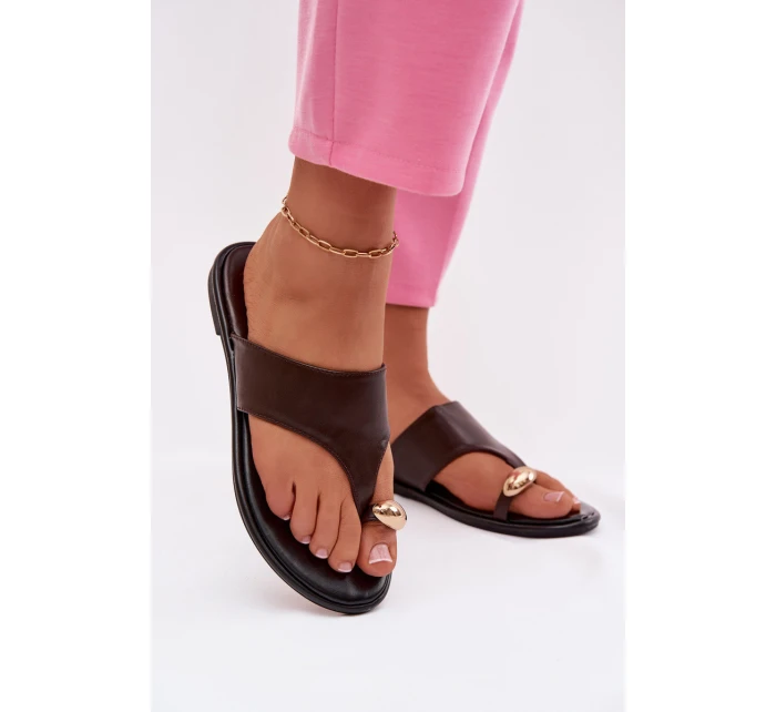 Dámské ploché eko kožené pantofle se zlatým detailem Čokoládové Lavessa