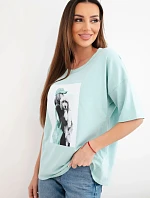 Dámská bavlněná oversize halenka s krátkým rukávem a módním potiskem tmavě mátová