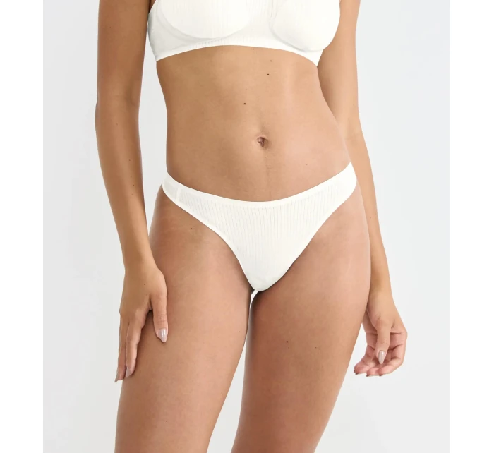 Dámská tanga  ZERO Feel Pure String - WHITE - bílé 00GZ - SLOGGI