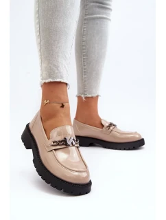 Dámské lakované mokasíny na plochém podpatku, béžová Ezoma