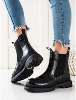 Výborné černé  kotníčkové boty dámské na plochém podpatku