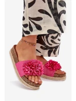 Dámské sandály na platformě s ozdobnými květinami fuchsie model 21704417 - Boto Dámské sandály na platformě s ozdobnými květinami fuchsie model 21704417 - Boto