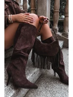 Vklouzávací dámské kozačky na jehlovém podpatku z eko semiše čokoládové Noretta Vklouzávací dámské kozačky na jehlovém podpatku z eko semiše čokoládové Noretta