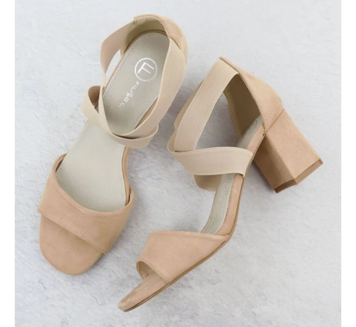 Dámské sandály na podpatku béžové Filippo DS6920