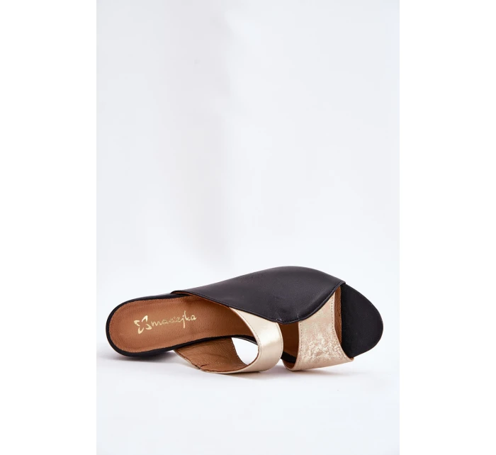 Kožené Dámské Klapky Na Podpatku model 21697462 - Maciejka Kožené Dámské Klapky Na Podpatku model 21697462 - Maciejka