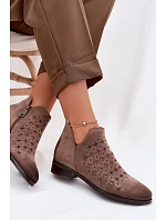 Dámské perforované kotníkové boty na nízkém podpatku Vinceza 58626 tmavě béžové Dámské perforované kotníkové boty na nízkém podpatku Vinceza 58626 tmavě béžové