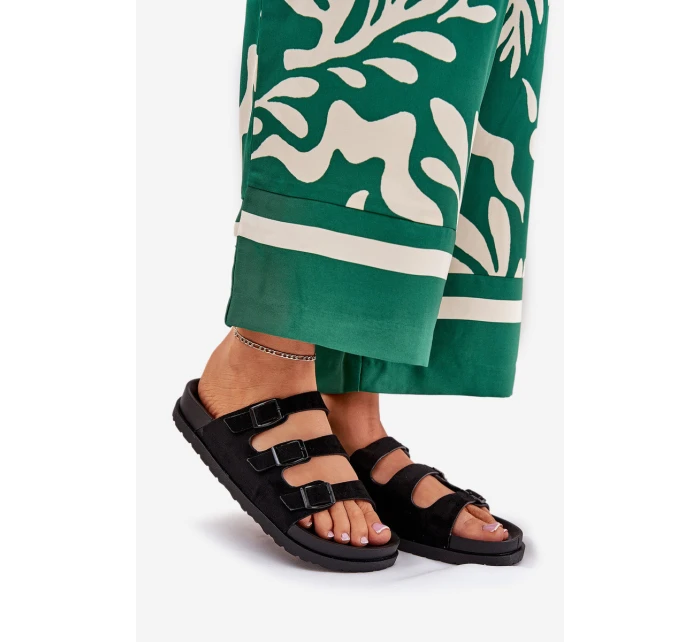 Dámské Pantofle S Pásky A Přezkami Černé model 21687468 - Boto Dámské Pantofle S Pásky A Přezkami Černé model 21687468 - Boto