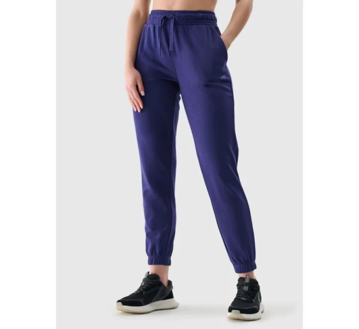 Dámské tepláky typu jogger model 21432232 - 4F Dámské tepláky typu jogger model 21432232 - 4F