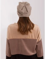 Czapka AT CZ model 21311259 ciemny bezowy - FPrice