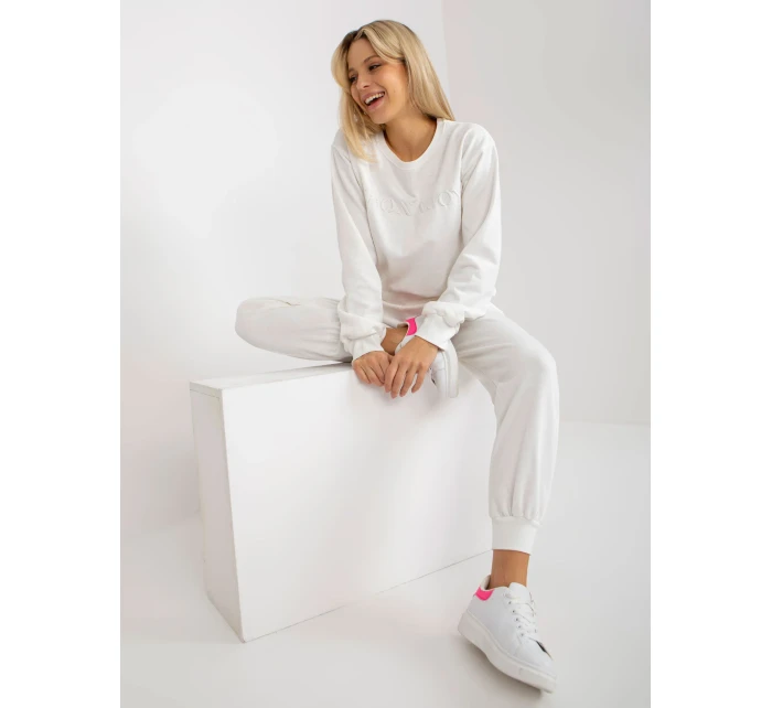 Sada EM KMPL 642.05P ecru Sada EM KMPL 642.05P ecru