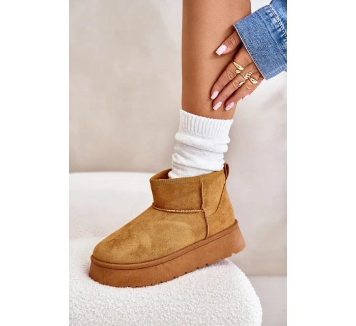 Nízké dámské sněhule na platformě zateplené kožíškem Camel Saldren Nízké dámské sněhule na platformě zateplené kožíškem Camel Saldren