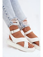 Sandály z eko kůže na platformě Bílé model 22102991 - Boto Sandály z eko kůže na platformě Bílé model 22102991 - Boto