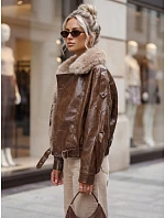 Kurtka damska zimowa z i z futerkiem brązowa model 22386909 - FashionStreet Kurtka damska zimowa z i z futerkiem brązowa model 22386909 - FashionStreet