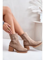 Zateplené dámské boty na podpatku béžové model 21673982 - Boto Zateplené dámské boty na podpatku béžové model 21673982 - Boto