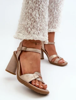 Kožené sandály na podpatku model 21665635 Zlaté - Maciejka