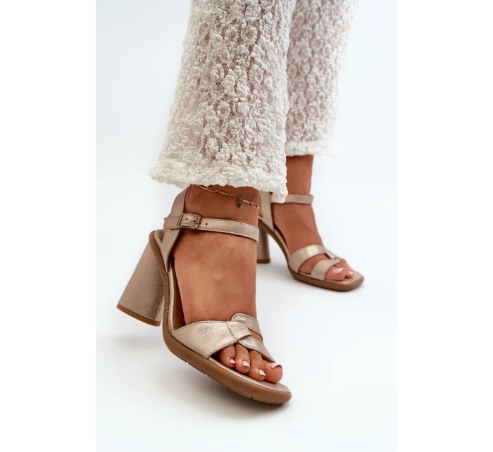 Kožené sandály na podpatku Maciejka 06029-25 Zlaté