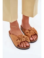 Dámské Pantofle Na Korkové Podešvi S Mašlí Camel model 21701469 - Boto Dámské Pantofle Na Korkové Podešvi S Mašlí Camel model 21701469 - Boto