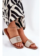 Elegantní Dámské Pantofle S Dekorací Na Plochém Podpatku Camel model 21685553 - Boto Elegantní Dámské Pantofle S Dekorací Na Plochém Podpatku Camel model 21685553 - Boto