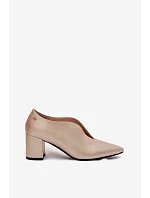 Kožené dámské lodičky na podpatku model 22125761 Zlato - Maciejka