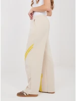 Spodnie dresowe IT DR model 22027592 beżowy - FPrice Spodnie dresowe IT DR model 22027592 beżowy - FPrice