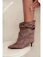Nazouvací kotníkové boty typu na podpatku Khaki model 22320914 - Boto Nazouvací kotníkové boty typu na podpatku Khaki model 22320914 - Boto