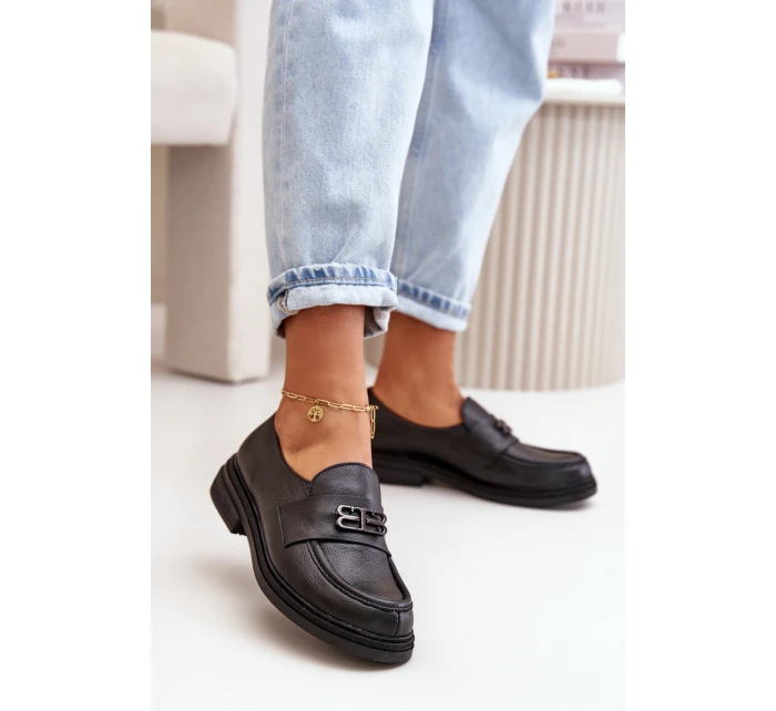 Zazoo 20102 Moderní Lakové Polobotky na Masivní Platformě Černé Zazoo 20102 Moderní Lakové Polobotky na Masivní Platformě Černé