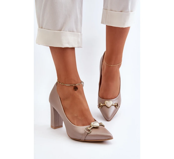 Lodičky s perlami a podpatkem ze kůže model 21652581 - Zazoo