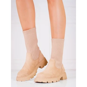 Zajímavé hnědé  kotníčkové boty dámské na plochém podpatku