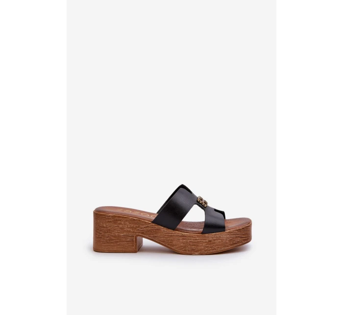 Zazoo 40412 Kožené Elegantní Dámské Žabky S Zlatým Ozdobou Černé