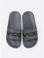 Klasické šedo-stříbrné dámské nazouváky na plochém podpatku Klasické šedo-stříbrné dámské nazouváky na plochém podpatku