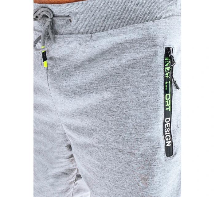 Pánské světle šedé teplákové kraťasy Dstreet model 21968878 - FashionStreet