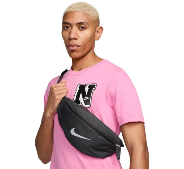 Sáček Nike Heritage antracite FZ7221 060 Sáček Nike Heritage antracite FZ7221 060