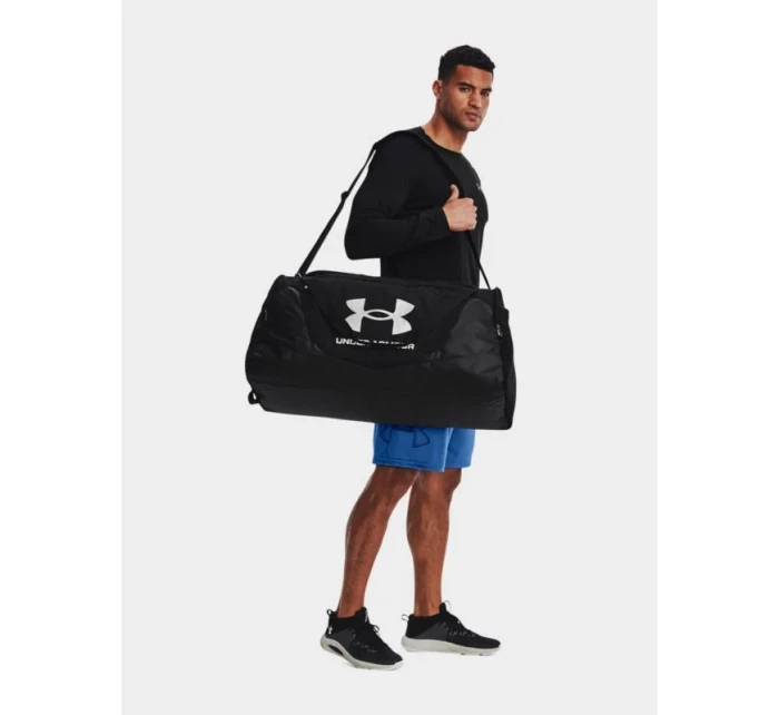 Vak model 21424559 - Under Armour