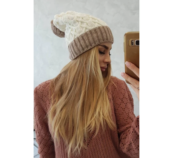 Fleecová čepice Bibiana K264 tmavě béžová+ecru Fleecová čepice Bibiana K264 tmavě béžová+ecru