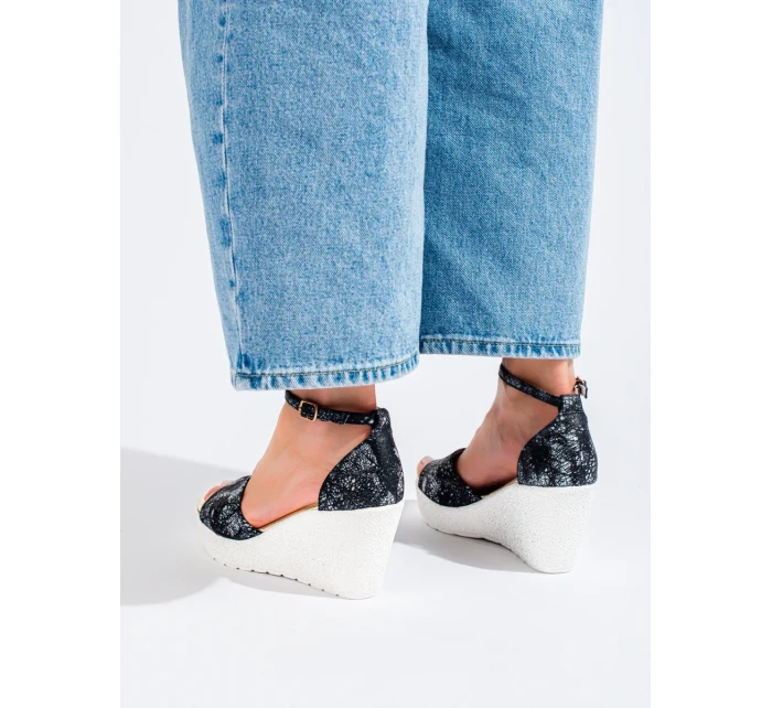 Módní sandály dámské na klínku Módní sandály dámské na klínku