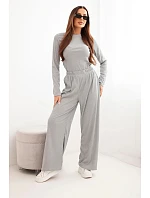 Dámská viskózová souprava s halenkou a širokými kalhotami šedá
