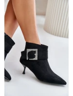 Dámské botky na jehlovém podpatku s ozdobnou sponou černé model 21671085 - Boto