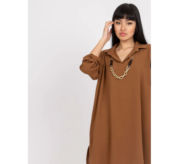 Sukienka DHJ SK model 21127056 brązowy - FPrice Sukienka DHJ SK model 21127056 brązowy - FPrice