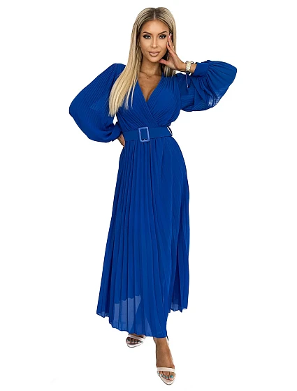 KLARA Dámské plisované šaty v chrpové barvě s výstřihem a opaskem model 18399723 - numoco basic KLARA Dámské plisované šaty v chrpové barvě s výstřihem a opaskem model 18399723 - numoco basic