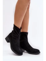 Černé dámské kozačky Aphroteia na nízkém podpatku Černé dámské kozačky Aphroteia na nízkém podpatku