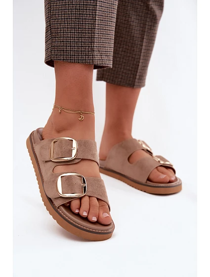 Dámské nazouváky z imitace semiše se zlatými přezkami Khaki model 22122701 - Boto Dámské nazouváky z imitace semiše se zlatými přezkami Khaki model 22122701 - Boto