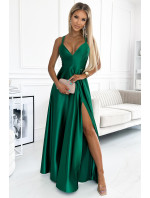 Elegantní dlouhé saténové šaty s výstřihem a překříženými ramínky Numoco LUNA - lahvově zelené