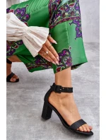 Lesklé sandály na podpatku Černé Maxim Lesklé sandály na podpatku Černé Maxim