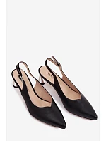 Kožené dámské sandály na podpatku model 22122620 Černé - VINCEZA