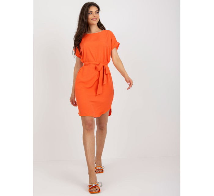 Oranžové šaty s páskem z RUE PARIS