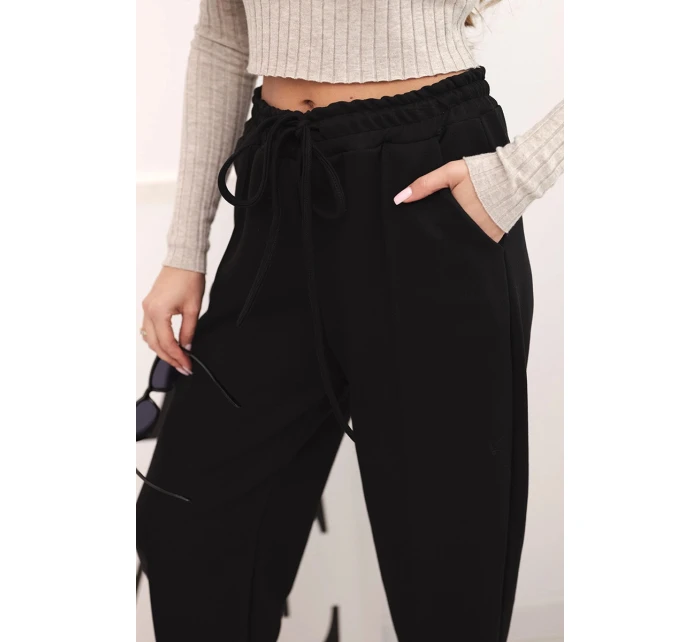 Elegantní dámské kalhoty s vysokým pasem a vázáním v pase černé Elegantní dámské kalhoty s vysokým pasem a vázáním v pase černé