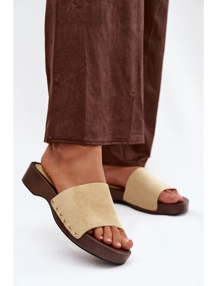 Dámské žabky se zlatými sponami Žluté model 21918754 - Boto Dámské žabky se zlatými sponami Žluté model 21918754 - Boto