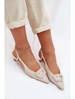 Dámské sandály na nízkém podpatku s ozdobným detailem Béžové Camira