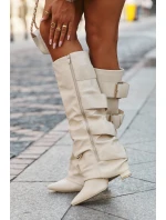 Dámské kozačky na podpatku se  a zlatými přezkami světle béžové model 21708837 - Boto
