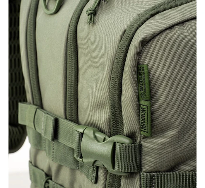 Batoh 25 model 20068632 - Magnum Batoh 25 model 20068632 - Magnum